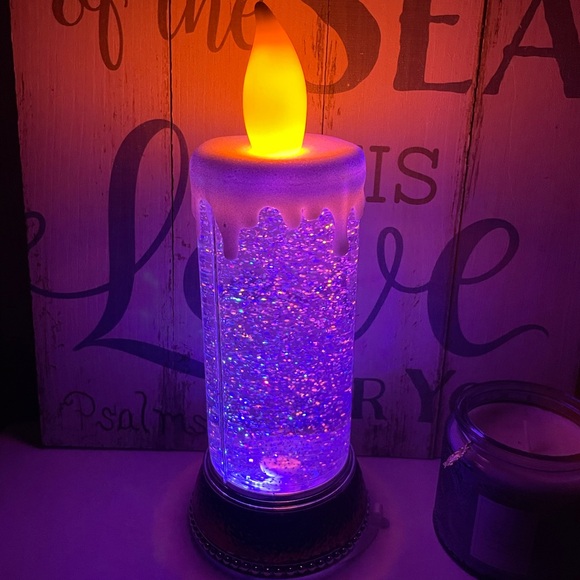 NWT 12” Swirling Glitter Color Changing Flickering Candle Globe - Picture 5 of 8